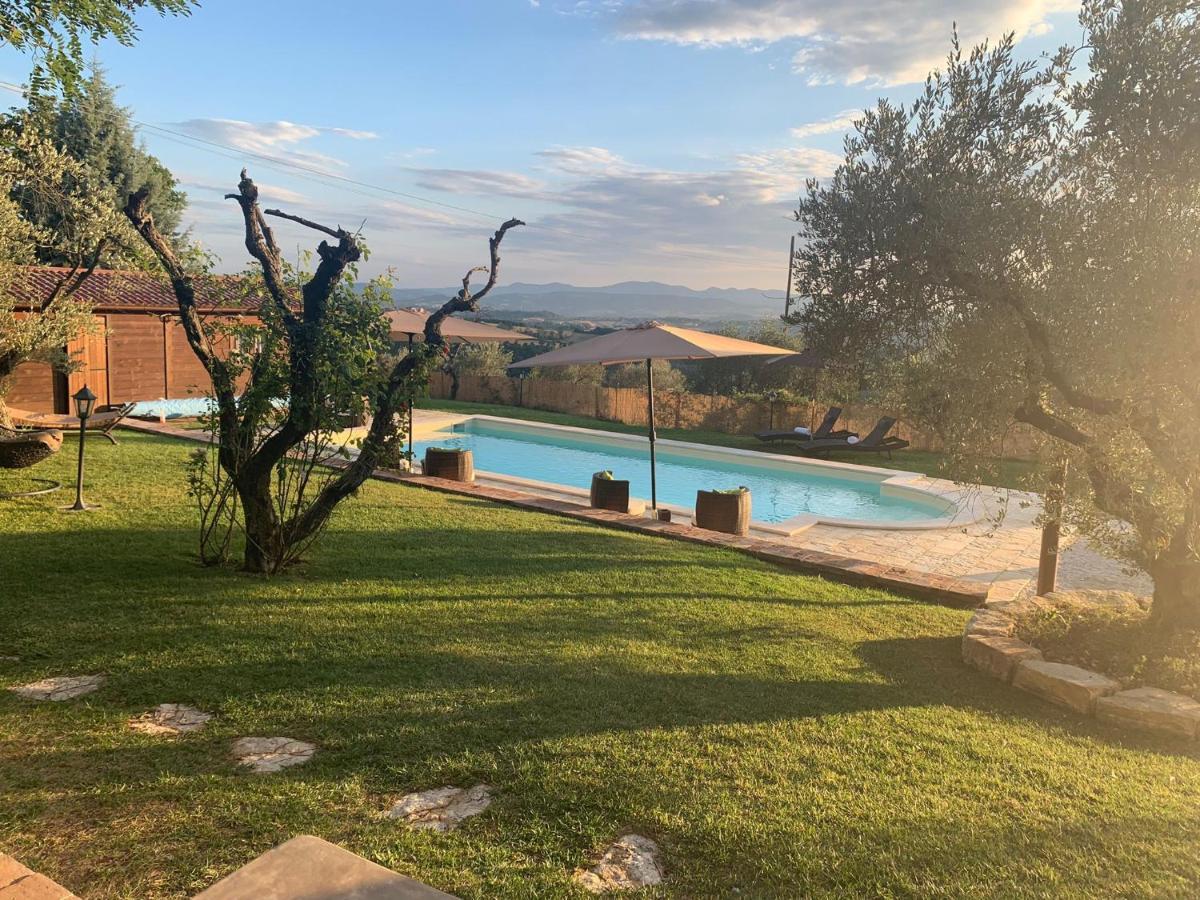 Hotel Borgo Petroro à Todi Extérieur photo